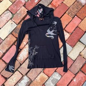 Amandine Black Hoodie with Elegant Embroidery
